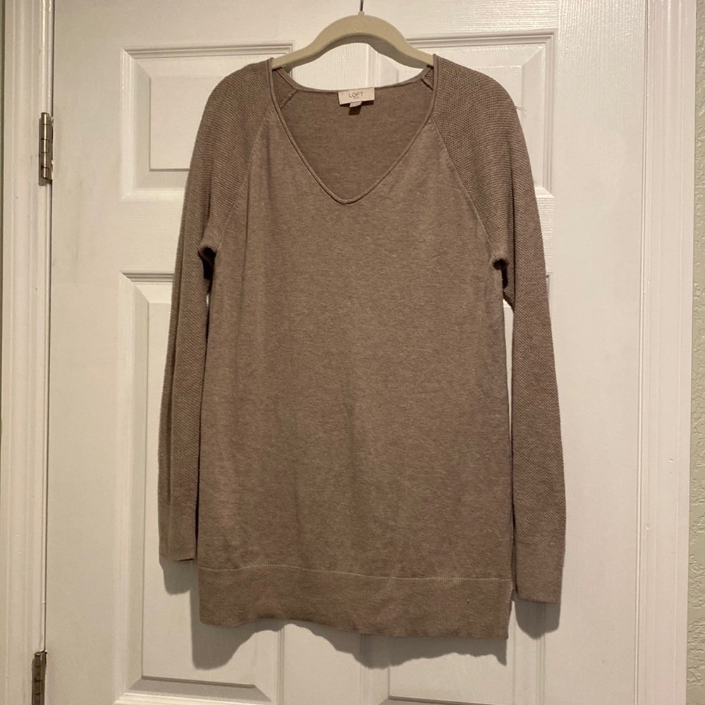Loft soft v neck sweater M